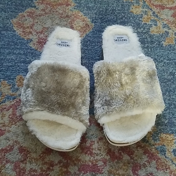 Earth orgins Olli faux fur slide - Picture 2 of 6